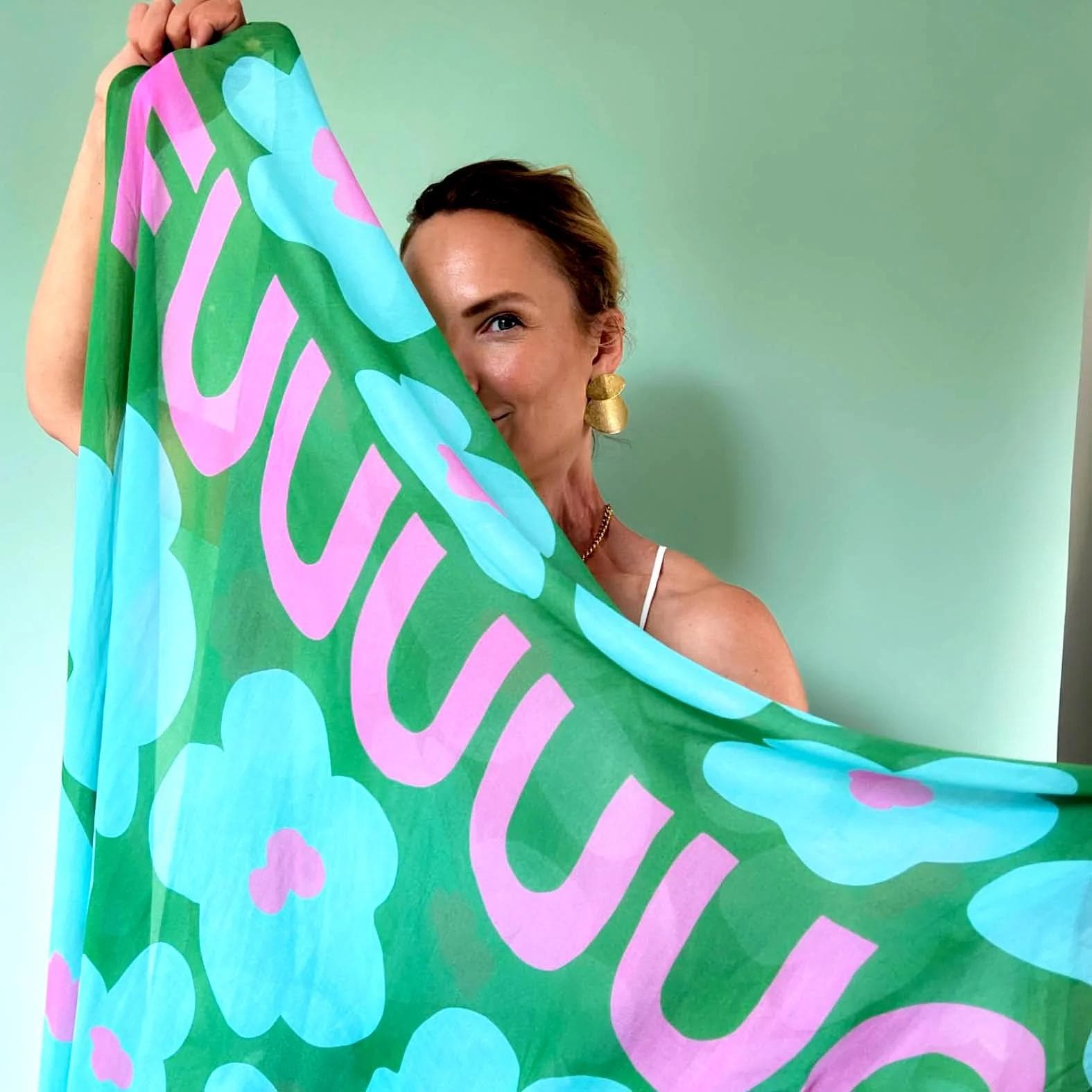 The Fuuuuuck Scarf - Media 3